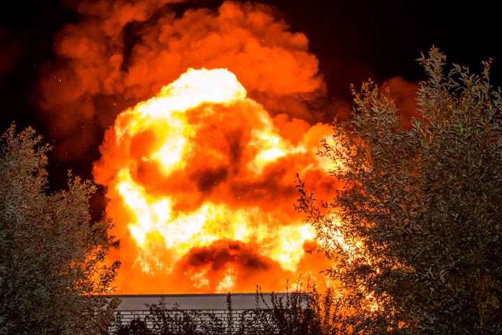 Zeer Grote Brand in Vlaardingen verwoest woonwagens