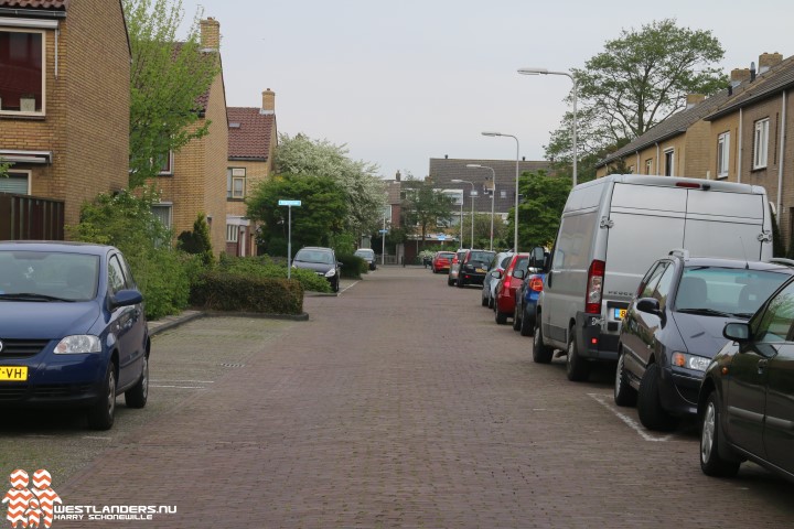Politie doet instap bij woning Nachtegaalstraat Honselersdijk
