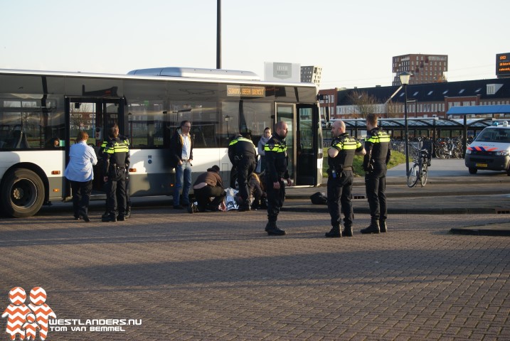 Voetgangster gewond na aanrijding met stadsbus