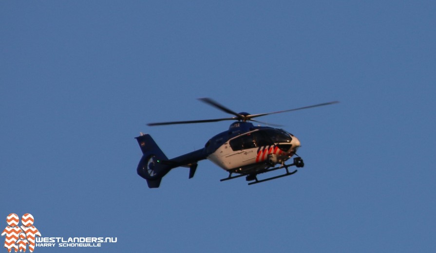 Politiehelikopter zondagochtend boven De Lier