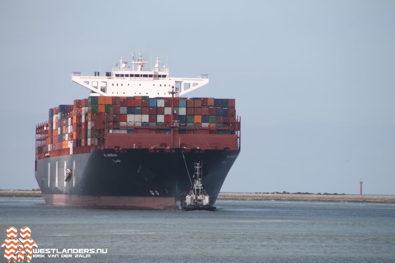 Maidentrip grootste containerschip ter wereld naar Rotterdam