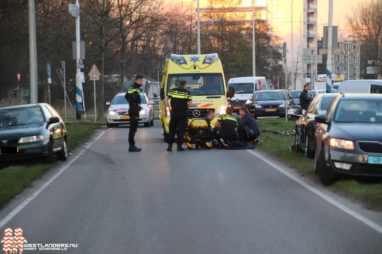 Fietsster gewond na ongeluk Poeldijkseweg