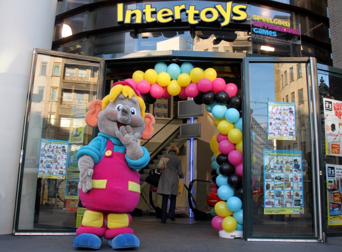 Doorstart voor deel van winkels Intertoys