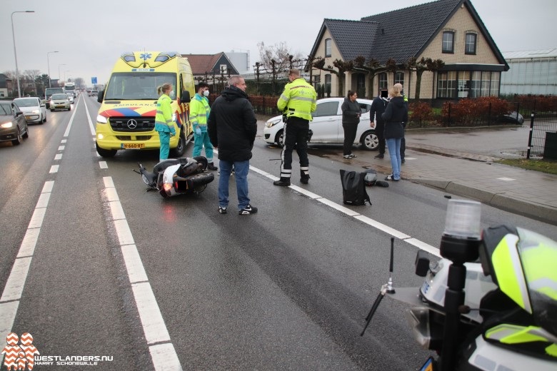 Scooterrijder gewond bij ongeluk Nieuweweg
