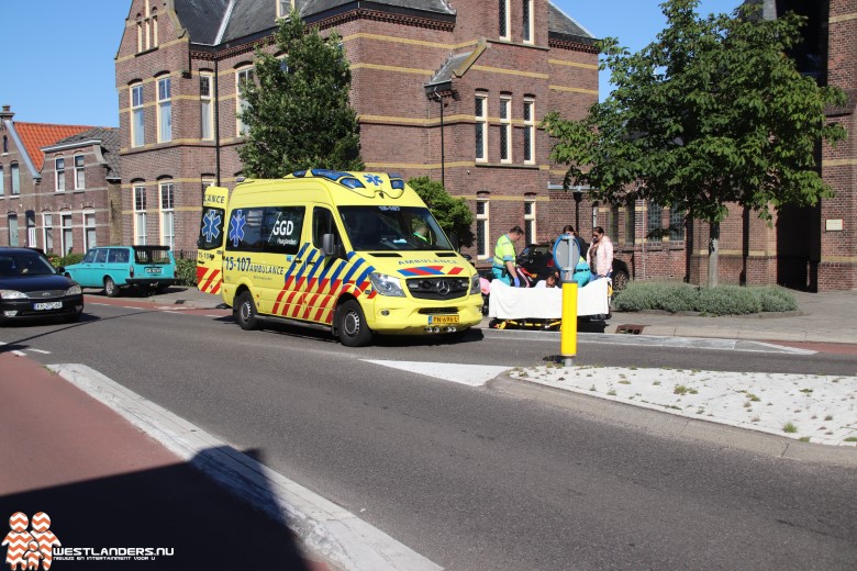 Duitse automobilist rijdt door na ongeluk Kerkstraat