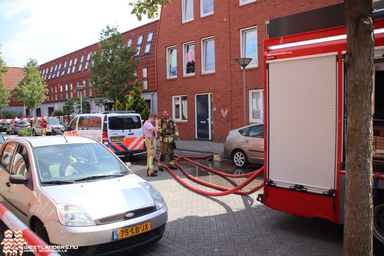 Flinke schuurbrand aan de Burgemeester Wesselinkstraat