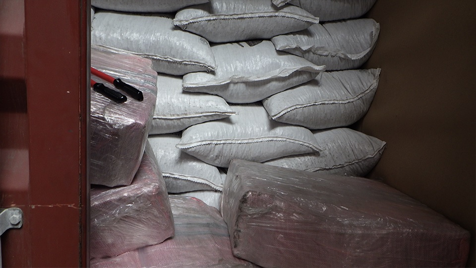 390 kilo cocaïne tussen lading cacaobonen