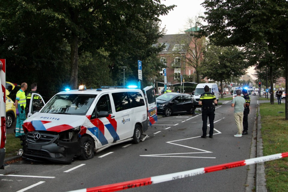 Zwaar ongeval met politiewagen in Vlaardingen