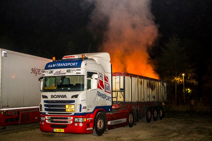 Brand in vrachtwagen Broekpolderweg