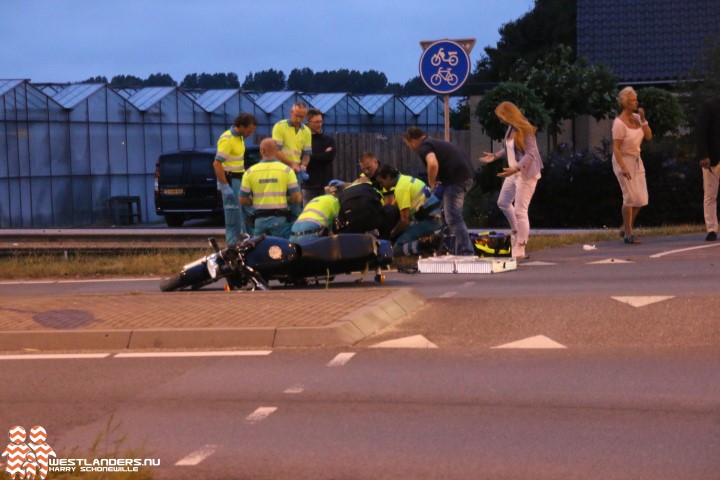 Motorrijder zwaar gewond na ongeluk Nieuweweg
