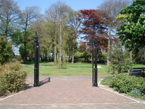 Collegevragen inzake overlast reigers bij Naaldwijkse begraafplaats