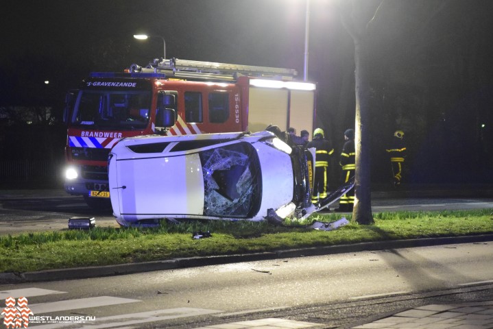 Automobilist crasht op Koningin Julianaweg