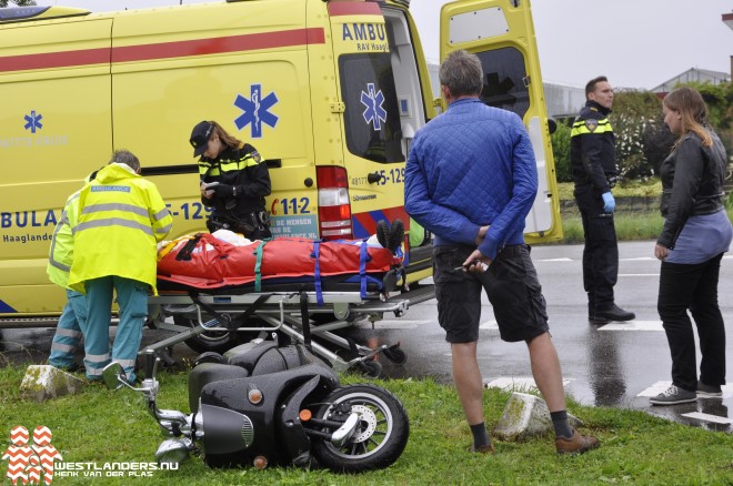 Scooterrijder gewond bij ongeluk Zwethlaan