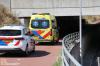 Wielrenner gewond na ongeluk onder viaduct